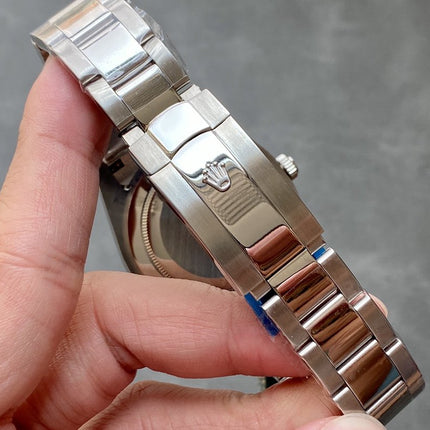 SKY-DWELLER 42 WHITE DIAL STAINLESS STEEL