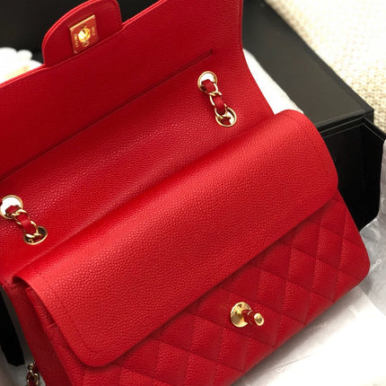 FLAP BAG MEDIUM 25CM RED CAVIAR GOLD HARDWARE