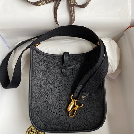 HM 25S EVELYNE 17 CM IN BLACK COWHIDE AND CANVAS WITH GOLD HARDWARE