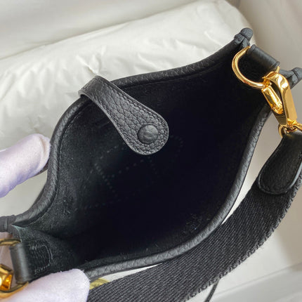 HM 25S EVELYNE 17 CM IN BLACK COWHIDE AND CANVAS WITH GOLD HARDWARE
