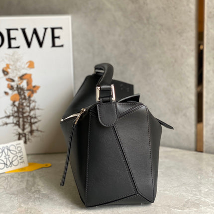 MEDIUM 30 PUZZLE BAG IN BLACK SOFT GRAINED CALFSKIN