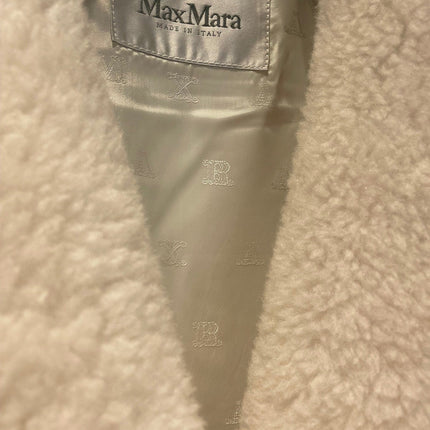 MAX MARA 25S SLEEVELESS TEDDY VEST 00550