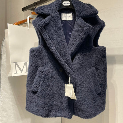 MAX MARA 25S SLEEVELESS TEDDY VEST 066