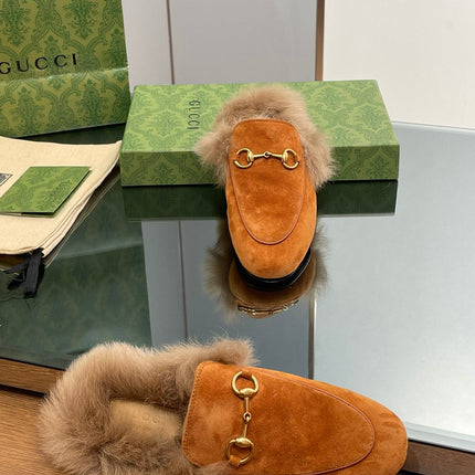 HORSEBIT MULE IN BRONZE ORANGE SUEDE AND LAMB WOOL LINING