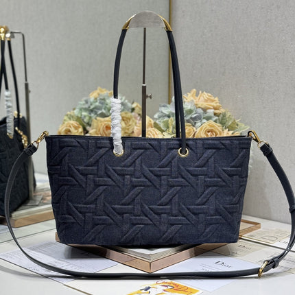 MEDIUM 37 TOUJOURS BAG IN BLACK CANNAGE DENIM