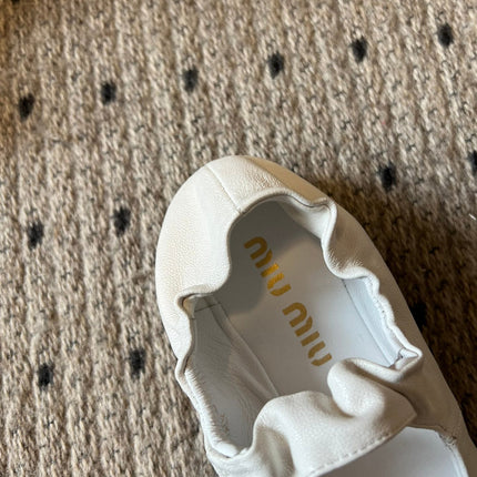 MIUMIU 26S BALLERINAS IN WHITE RUCHES NAPPA CALFSKIN