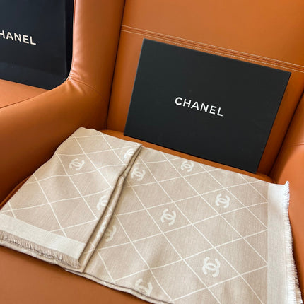 CHANEL 26S SCARF 140 IN SILK AND CASHMERE 511101