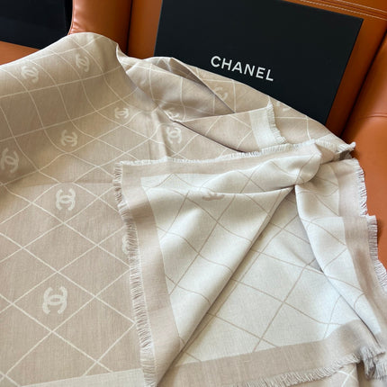 CHANEL 26S SCARF 140 IN SILK AND CASHMERE 511101