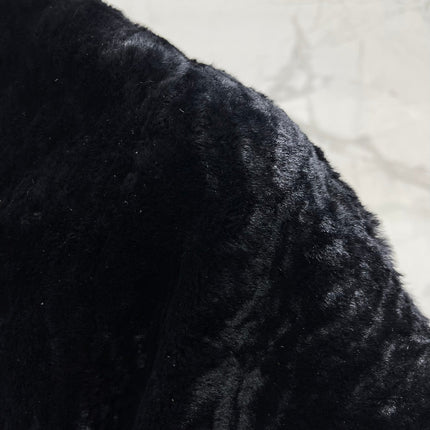 YSL 25S SHORT-SLEEVED SHEARLING COAT STYLE 231