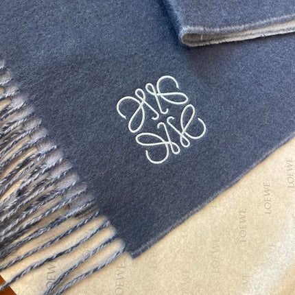 LOEWE 26S SCARF 180 IN CASHMERE WOOL 863832