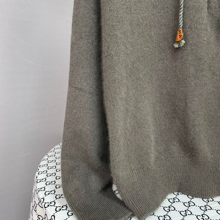 CHANEL 25S COLLARED SWEATER 595