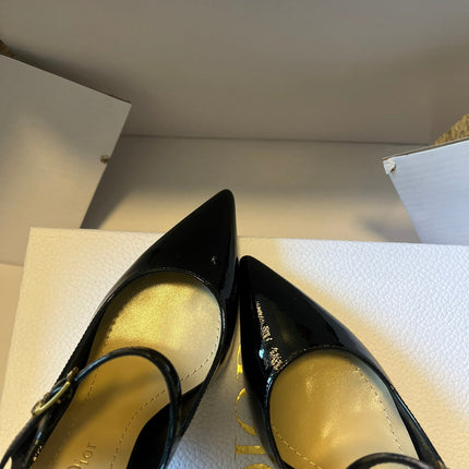 DIOR 26S SLINGBACK PUMP 90MM IN BLACK PATENT CALFSKIN GOLD HARDWARE