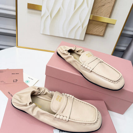 MIUMIU 26S RUCHES LOAFERS IN BEIGE LAMBSKIN