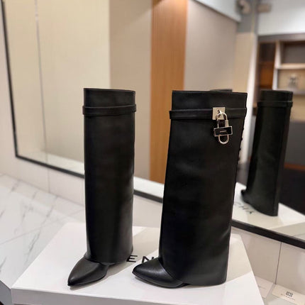 SHARK LOCK BOOTS IN BLACK CALFSKIN SHW
