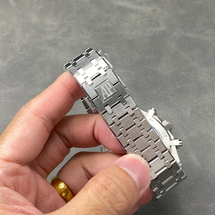 ROYAL OAK CHRONOGRAPH WATCH 41MM