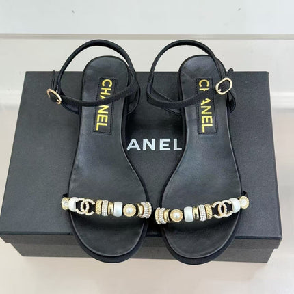 CHANEL 26S SANDAL IN BLACK CALFSKIN STRAP WITH CHARMS