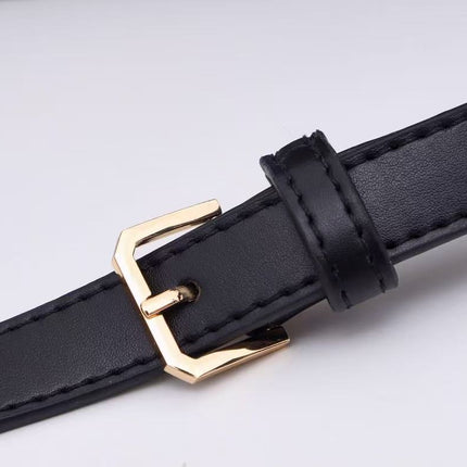 BURBERRY MEDIUM FLAP BAG IN BLACK SMOOTH CALFSKIN