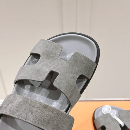 HERMES 26S CHYPRE SANDAL IN DARK GREY SUEDE