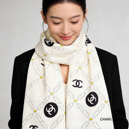 CHANEL 26S SCARF 135 IN CASHMERE AND SILK 306127