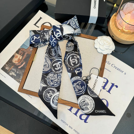 CHANEL 26S TWILLY SCARF 120 IN SILK 411282