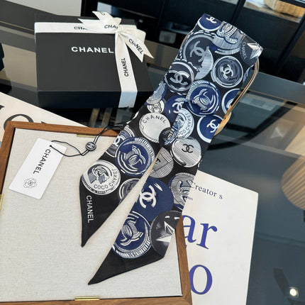 CHANEL 26S TWILLY SCARF 120 IN SILK 411282