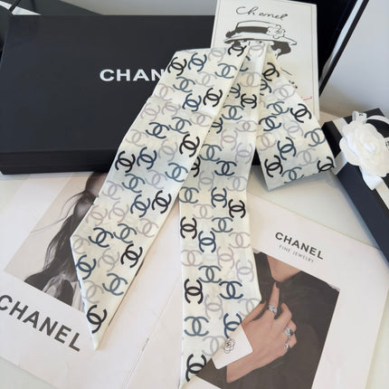 CHANEL 26S TWILLY SCARF 120 IN SILK 347193