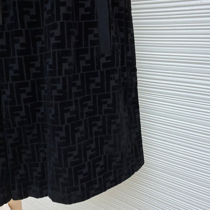 FENDI 26S SHORTS 221
