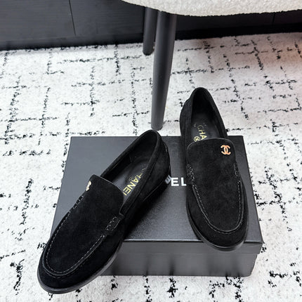 CHANEL 26S LOAFERS IN BLACK SUEDE WITH CC LOGO