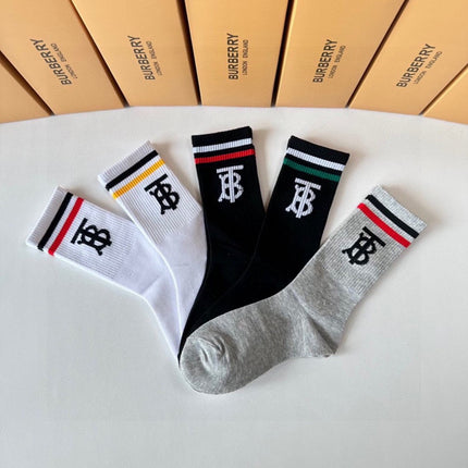 BURBERRY 26S CREW SOCKS 493050 (1 BOX)