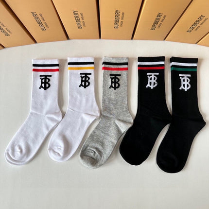 BURBERRY 26S CREW SOCKS 493050 (1 BOX)