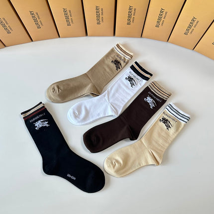 BURBERRY 26S CREW SOCKS 893680 (1 BOX)