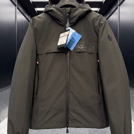 MONCLER 25S HOODED SKI JACKET 385