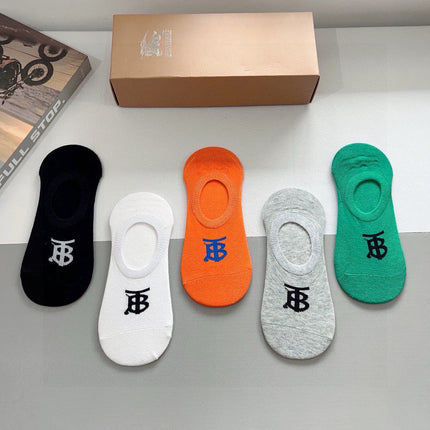 BURBERRY 26S NO-SHOW SOCKS 558888 (1 BOX)