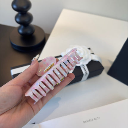 CHANEL 26S HAIR CLIP IN PINK ACRYLIC 503143