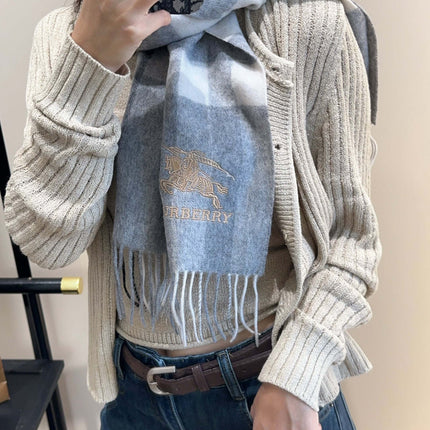 BURBERRY 26S SCARF 180CM IN CASHMERE 196357