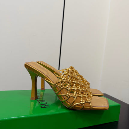 BOTTEGA VENETA 26S WOVEN STRAP HIGH-HEEL SANDALS 85 MM IN GOLD LAMBSKIN
