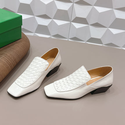 BOTTEGA VENETA 26S VENTURA LOAFERS 40 MM IN WHITE INTRECCIATO CALFSKIN