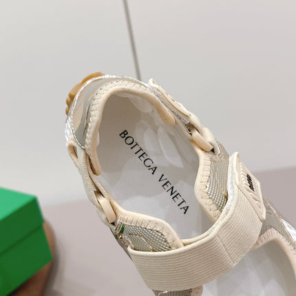 BOTTEGA VENETA 26S ORBIT FLASH MARY JANE IN BEIGE AND WHITE BREATHABLE MESH