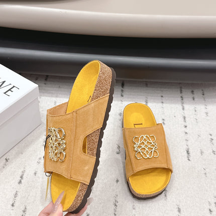 LOEWE 26S FLAT SANDALS IN GOLD YELLOW LOGO GOLD HARDWARE