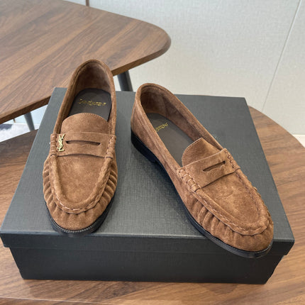 YSL 26S LOAFER IN BROWN SUEDE