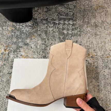 CELINE 26S ANKLE BOOTS 55 MM IN BEIGE SUEDE