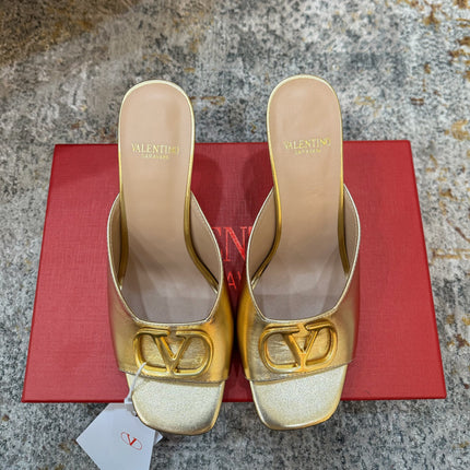 VALENTINO 26S HIGH HEEL SANDALS 105 MM IN METALLIC GOLD CALFSKIN