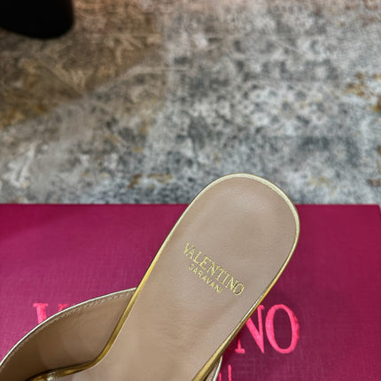VALENTINO 26S HIGH HEEL SANDALS 105 MM IN METALLIC GOLD CALFSKIN