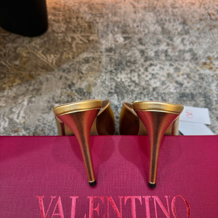 VALENTINO 26S HIGH HEEL SANDALS 105 MM IN METALLIC GOLD CALFSKIN