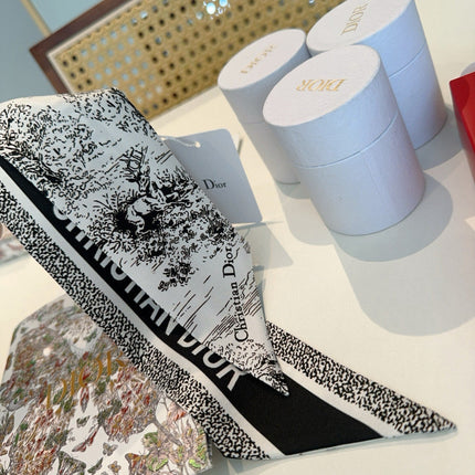 DIOR 26S SCARF 105CM IN SILK 309543