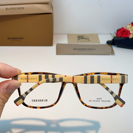 BURBERRY 26S SQUARE FRAME IN ACETATE 401846