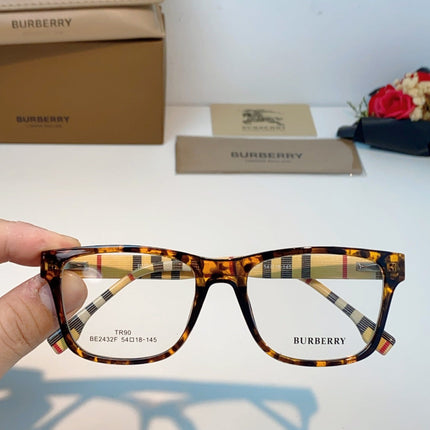 BURBERRY 26S SQUARE FRAME IN ACETATE 401846