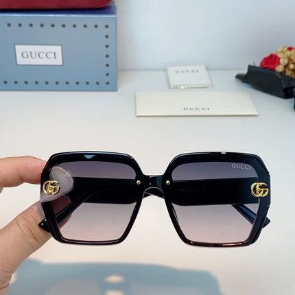 GUCCI 26S OVERSIZED SQUARE FRAME IN ACETATE 424515