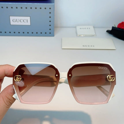 GUCCI 26S OVERSIZED SQUARE FRAME IN ACETATE 424517