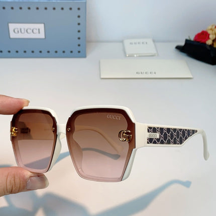 GUCCI 26S OVERSIZED SQUARE FRAME IN ACETATE 424517
